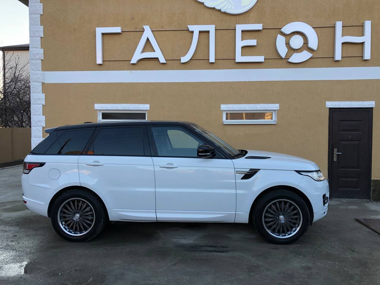 Range Rover Sport — Автосалон Галеон Новороссийск